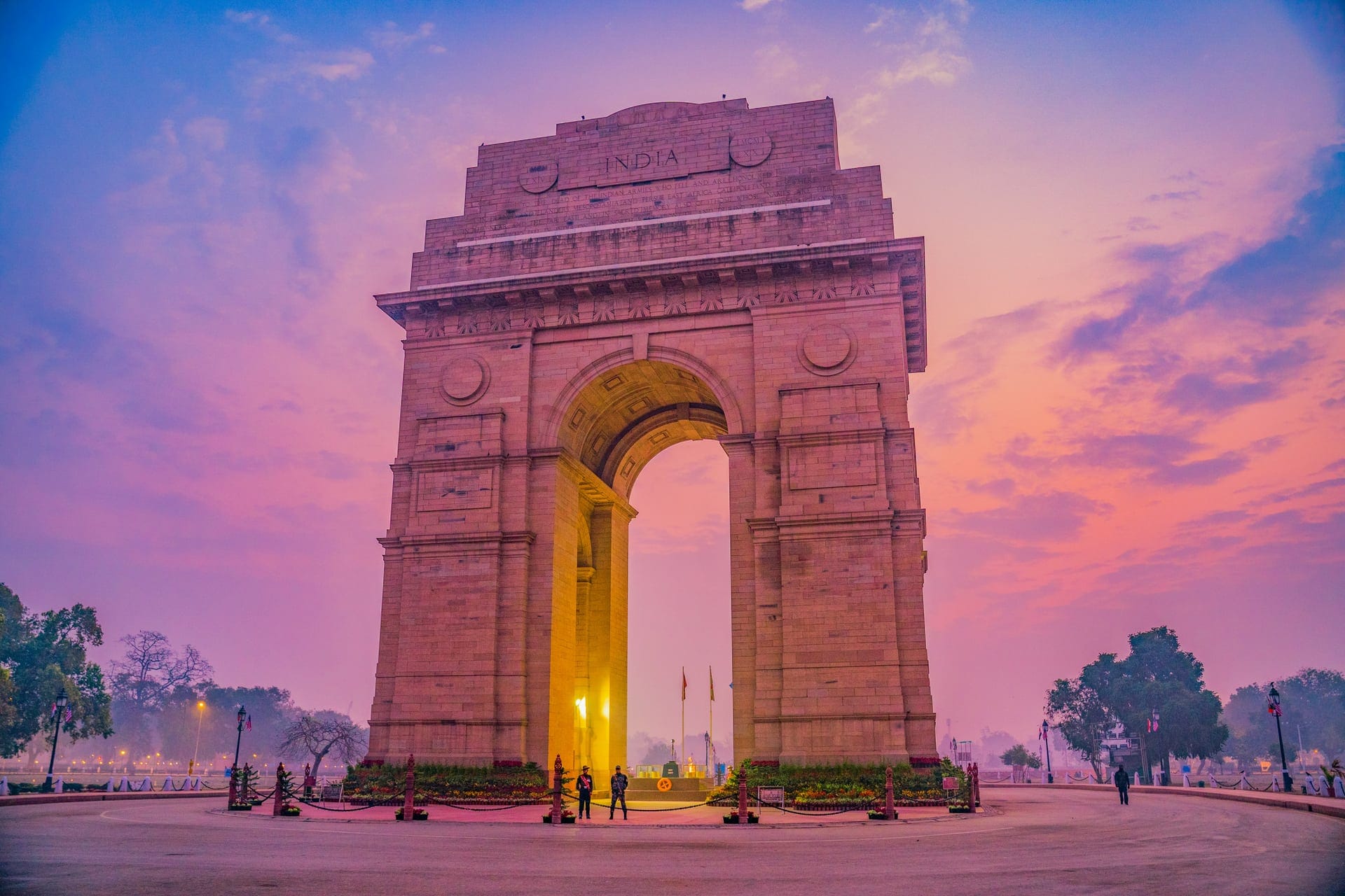 Delhi — Embarkation — Palace on Wheels itinerary