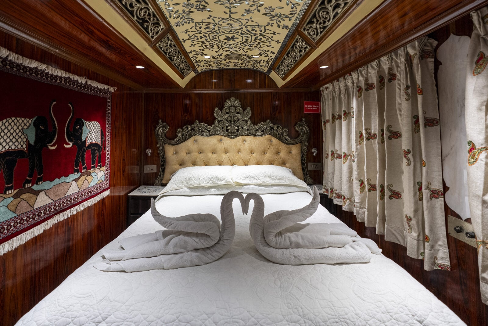 Palace on Wheels Suite Cabin — official photograph 1