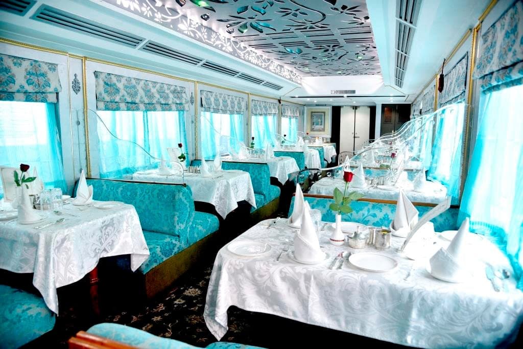Table settings in the Palace on Wheels dining car