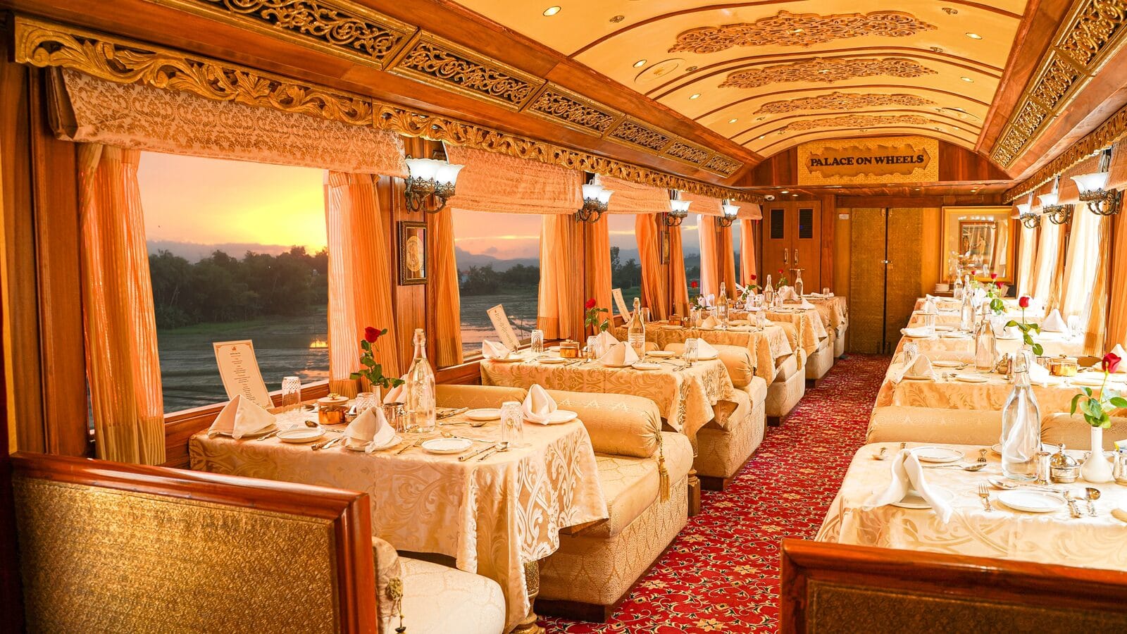 Restaurant car aboard Palace on Wheels — photo gallery