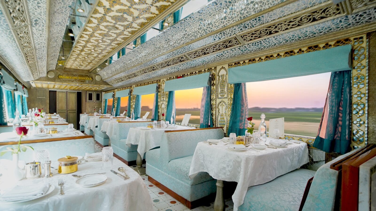 Palace on Wheels dining car — blog and travel guides